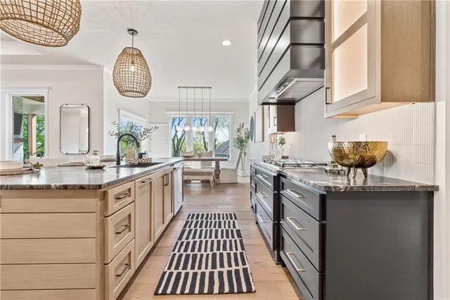 $819,900 | 4312 Northeast Hideaway Drive, Lee's Summit, MO 64064