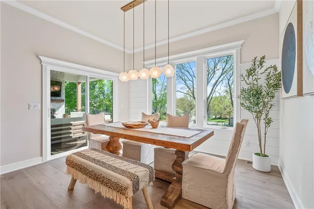 $819,900 | 4312 Northeast Hideaway Drive, Lee's Summit, MO 64064