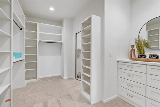 $819,900 | 4312 Northeast Hideaway Drive, Lee's Summit, MO 64064