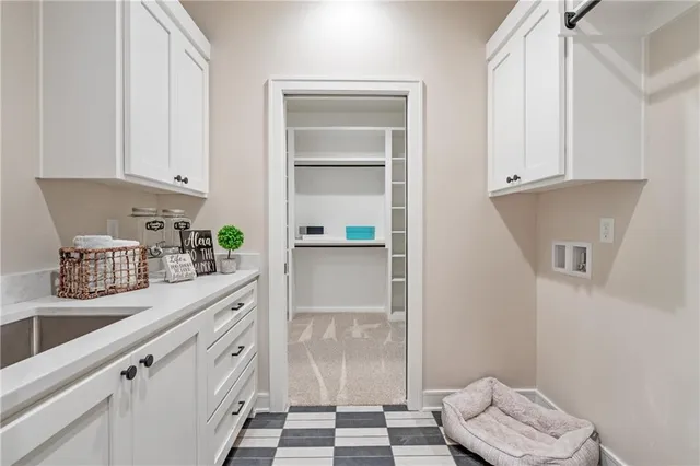 $819,900 | 4312 Northeast Hideaway Drive, Lee's Summit, MO 64064