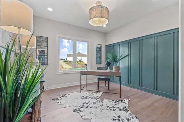 $819,900 | 4312 Northeast Hideaway Drive, Lee's Summit, MO 64064