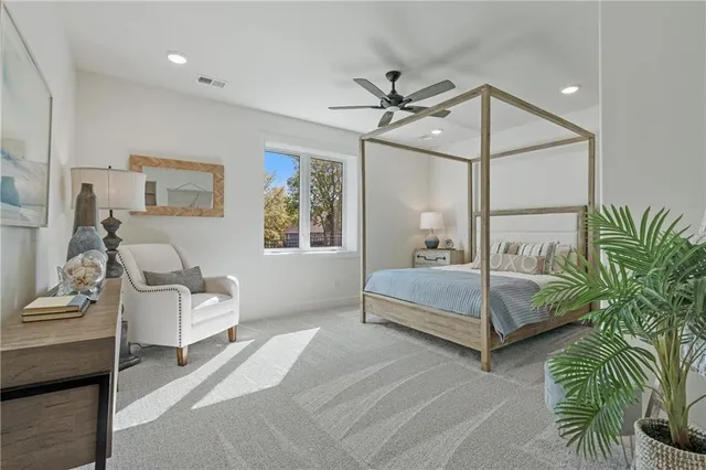 $819,900 | 4312 Northeast Hideaway Drive, Lee's Summit, MO 64064