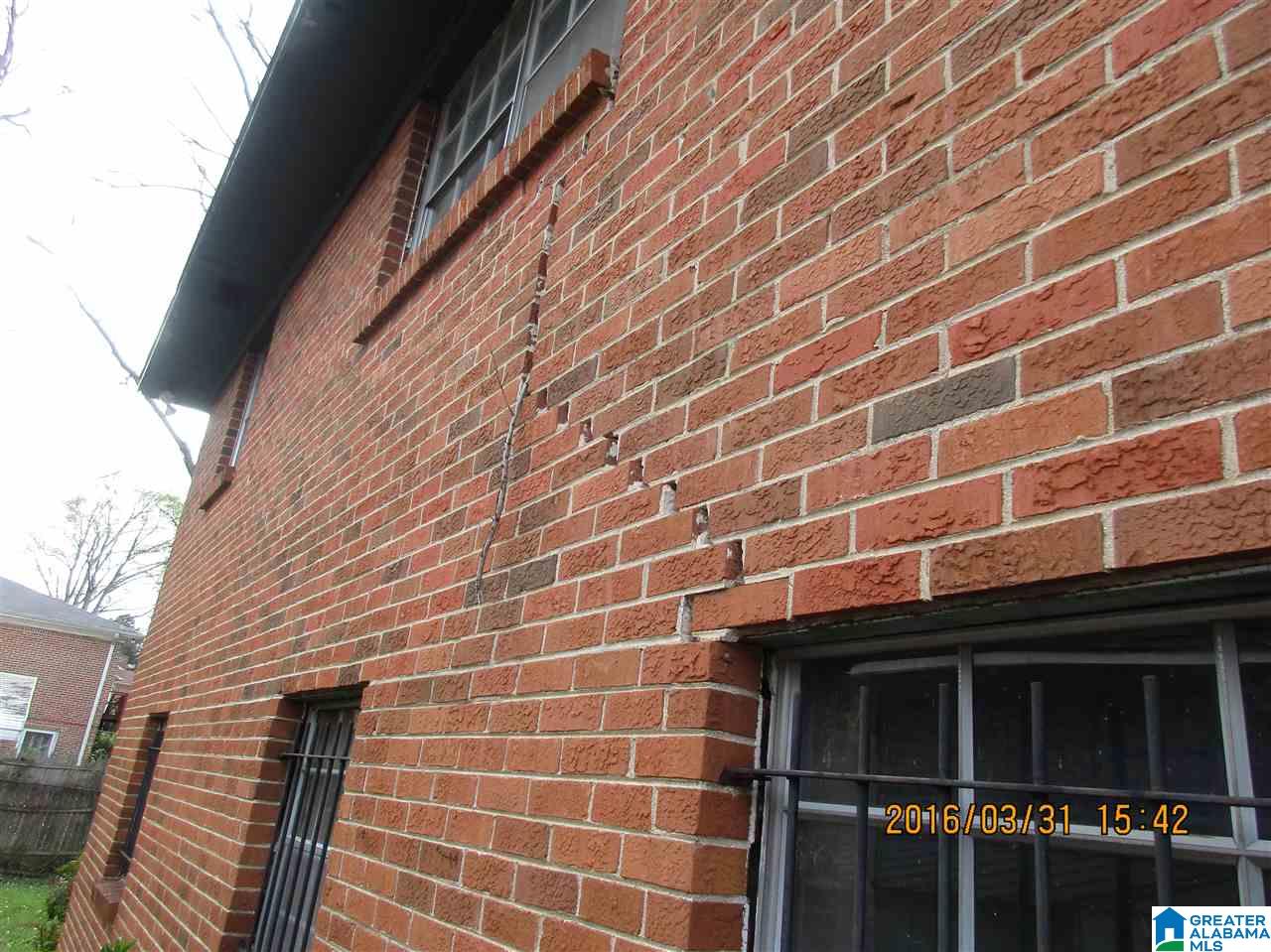704 Goldwire Way Southwest Birmingham, AL 35211 - Photo 8 of 9