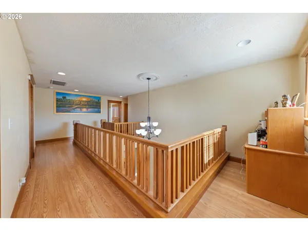 $615,000 | 4465 Countryside Court Northeast, Salem, OR 97305