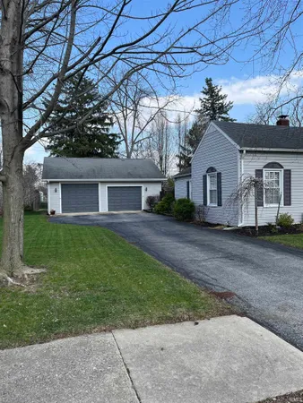 $262,500 | 204 North Berkley Road, Kokomo, IN 46901