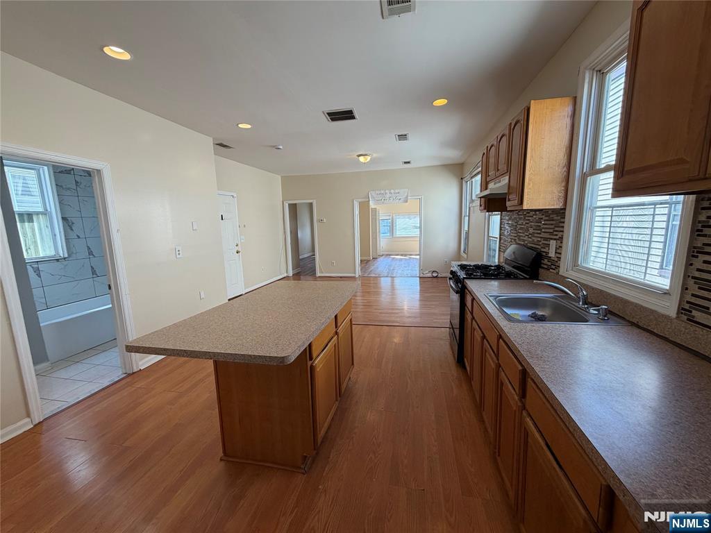 117 Schley Street, Unit 2 Newark, NJ 07112 - Photo 6 of 7