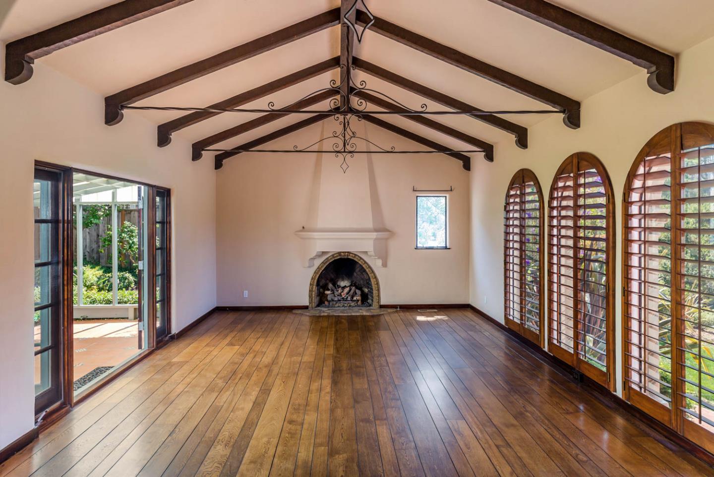 450 Edgewood Road San Mateo, CA 94402 - Photo 12 of 39 Gallery Image 12