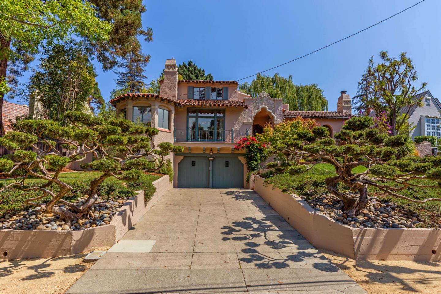 450 Edgewood Road San Mateo, CA 94402 - Photo 3 of 39 Gallery Image 3