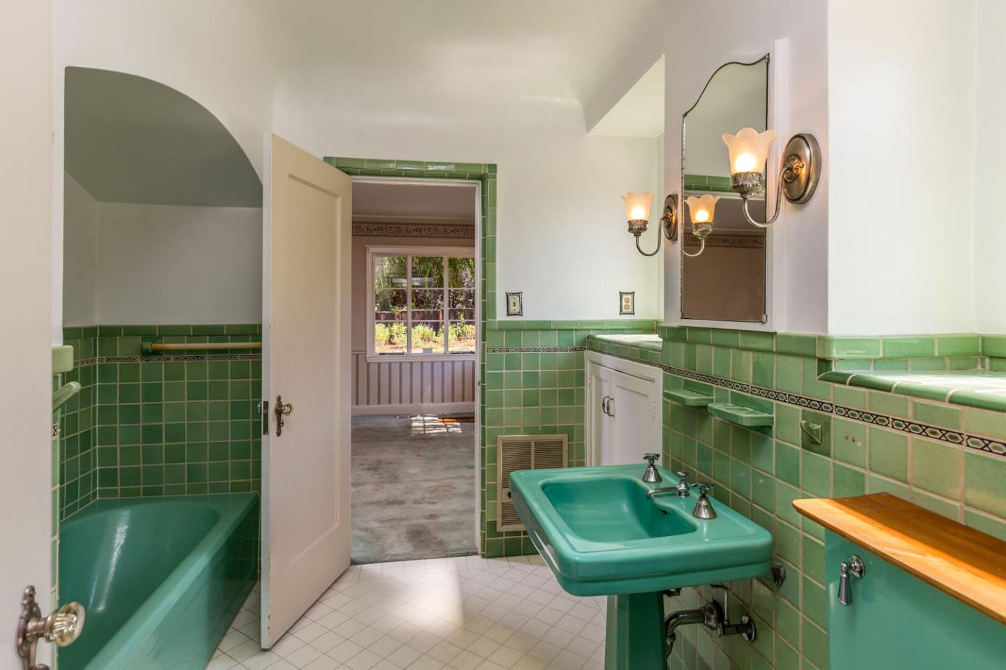 450 Edgewood Road San Mateo, CA 94402 - Photo 27 of 39 Gallery Image 27
