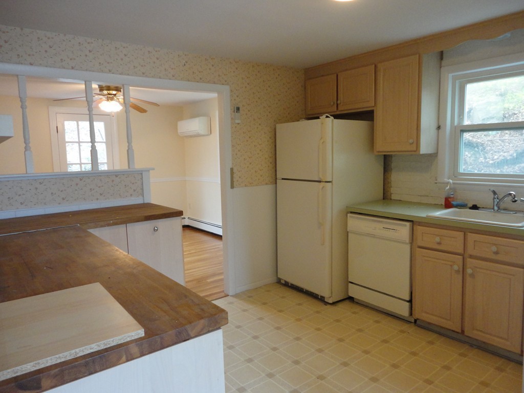 74 Glencliff Road Boston, MA 02131 - Photo 7 of 26 Gallery Image 7