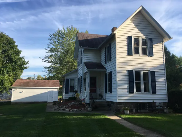 $245,000 | 517 West Main Street, Manchester, MI 48158