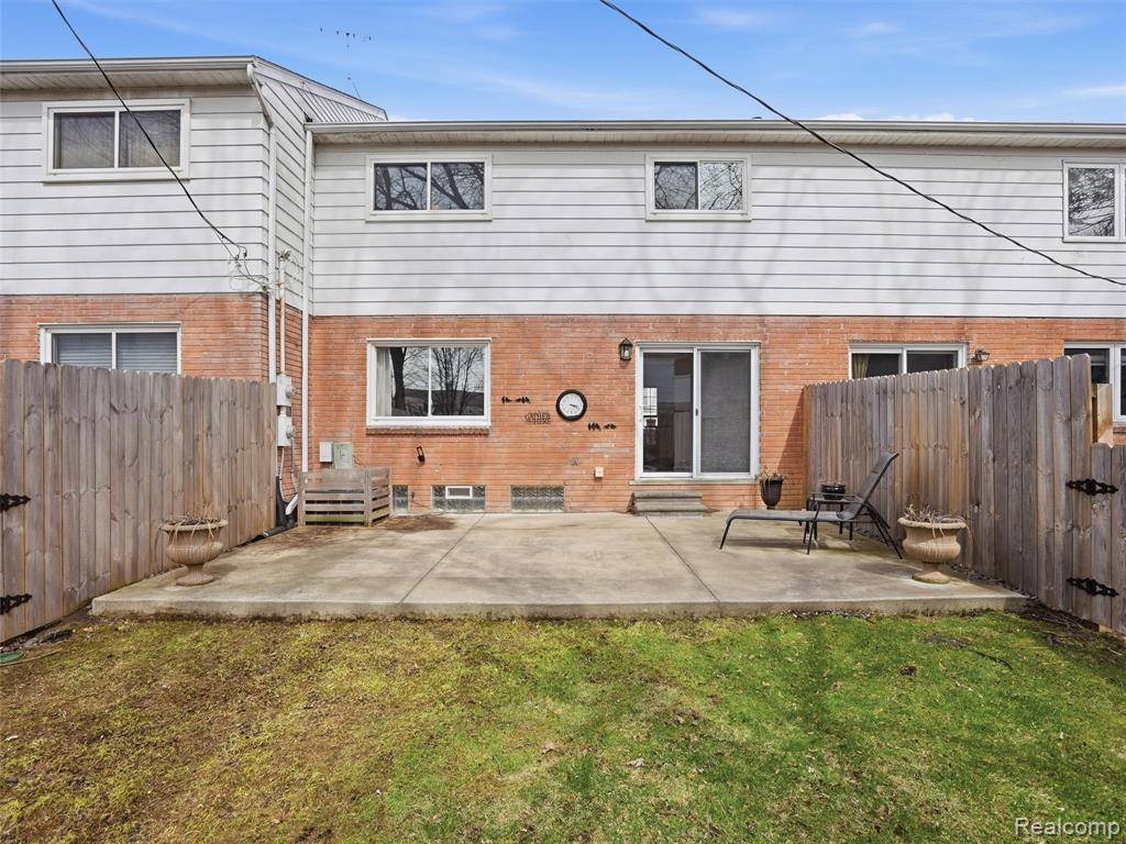 115 Manor Way Rochester Hills, MI 48309 - Photo 5 of 46 Gallery Image 5