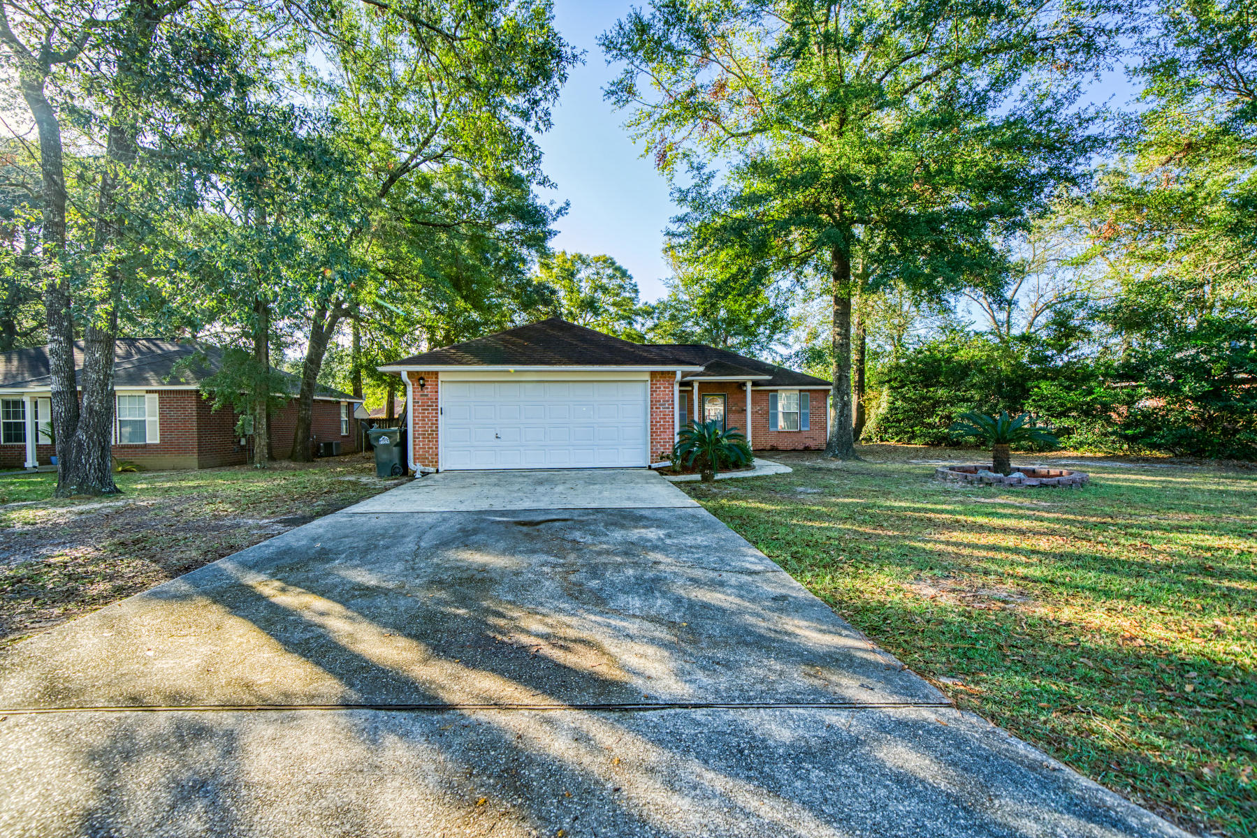 5717 Ridge Avenue Milton, FL 32583 - Photo 2 of 16 Gallery Image 2