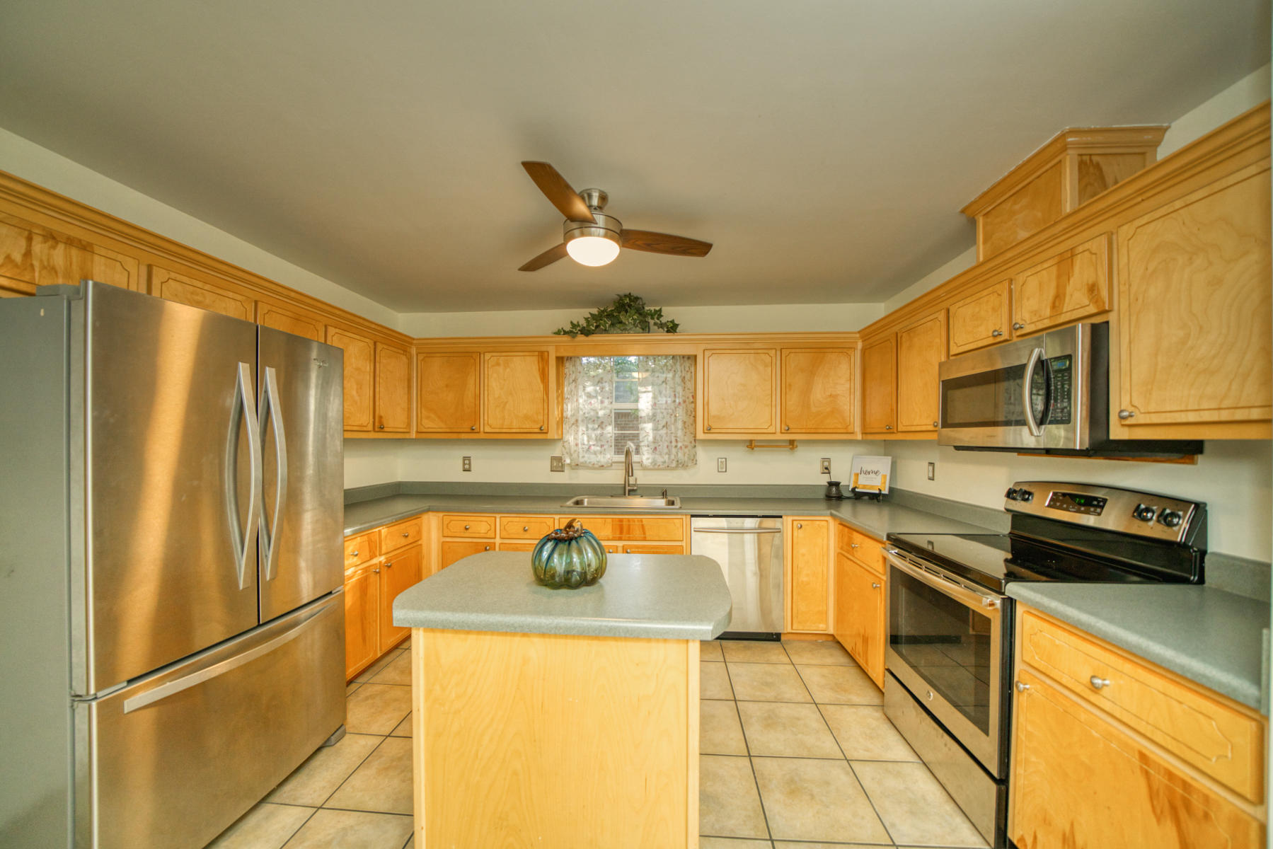 5717 Ridge Avenue Milton, FL 32583 - Photo 4 of 16 Gallery Image 4