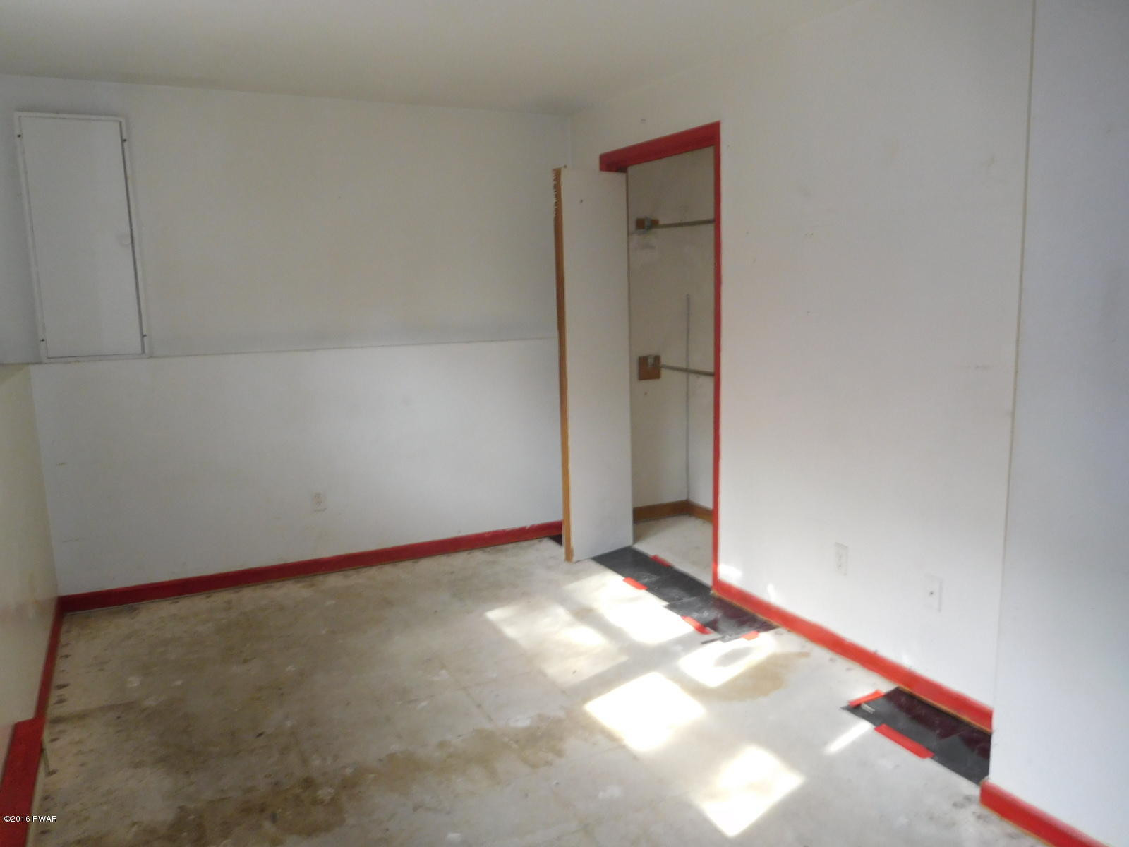 1288 Pine Ridge Bushkill, PA 18324 - Photo 21 of 25