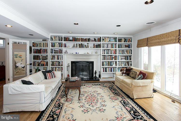 6214 Redwing Road Bethesda, MD 20817 - Photo 1 of 28 Family Room