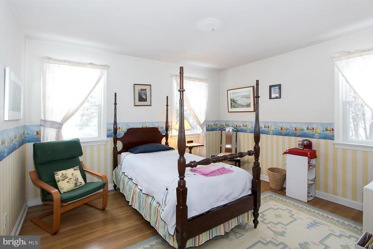 6214 Redwing Road Bethesda, MD 20817 - Photo 21 of 28 Bedroom