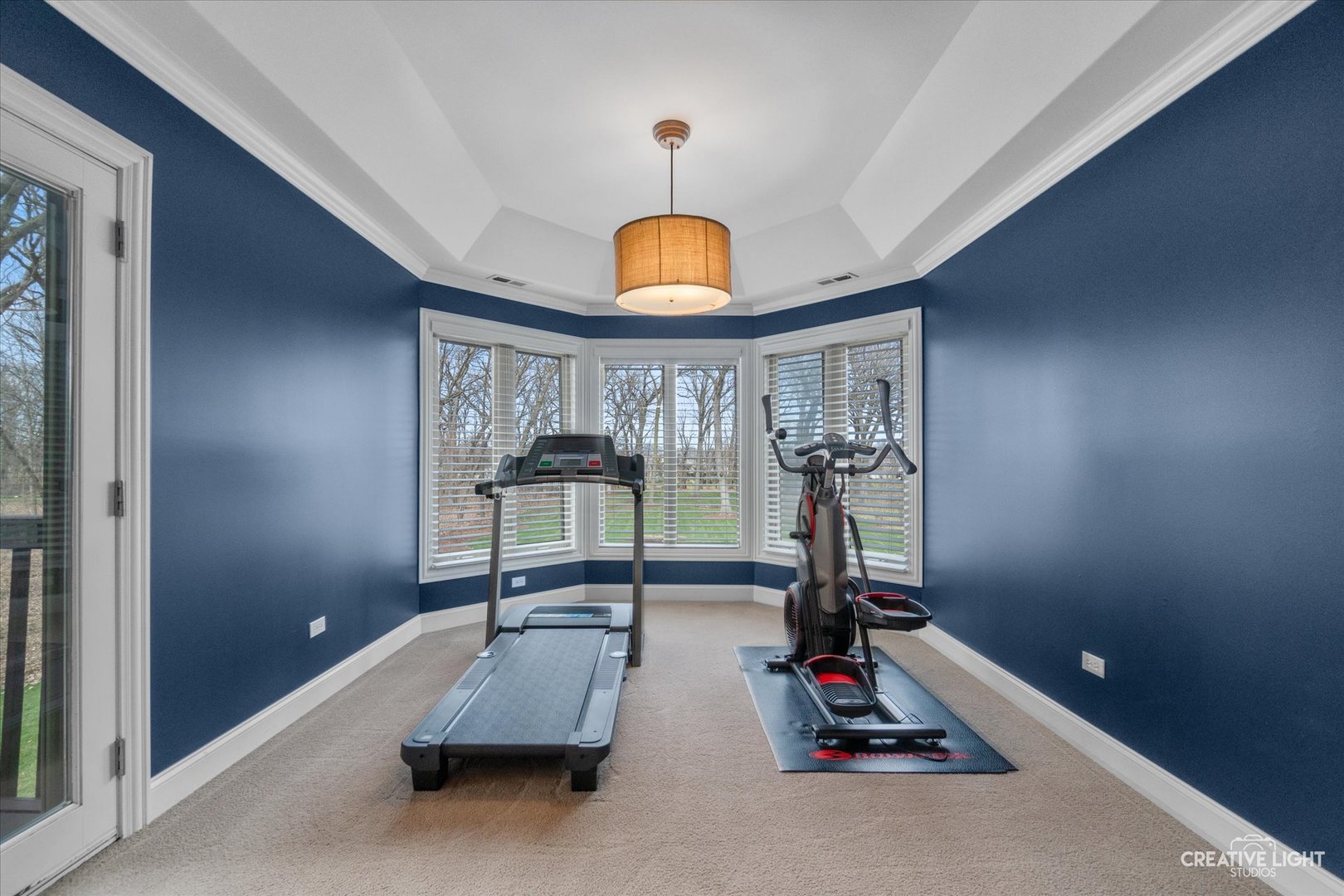 2086 Bilter Road Aurora, IL 60502 - Photo 34 of 59 a room with gym equipment
