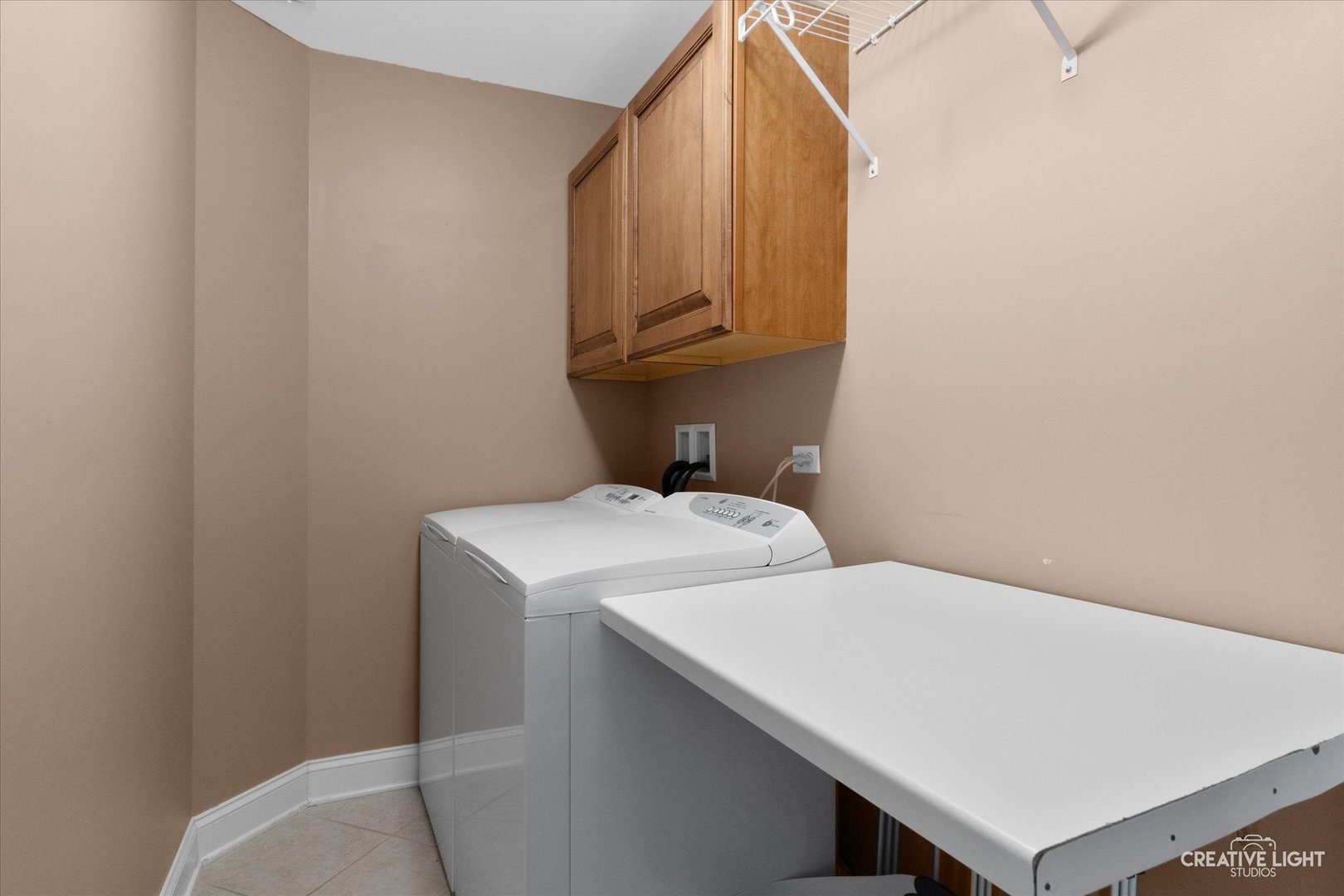 2086 Bilter Road Aurora, IL 60502 - Photo 38 of 59 a utility room with dryer and washer