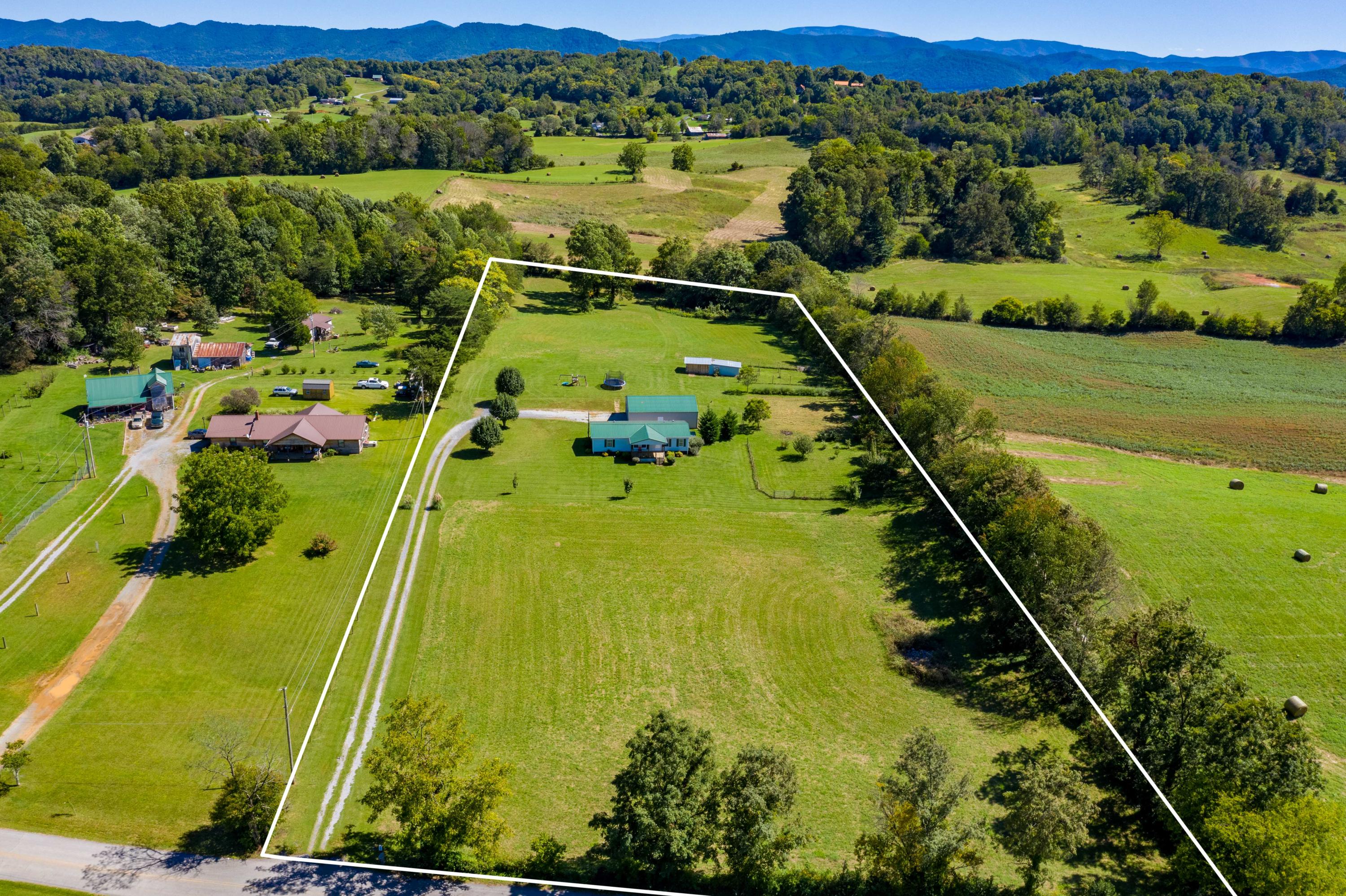 384 Sliger Road Jonesborough, TN 37659 - Photo 2 of 69 5.47 Acres!