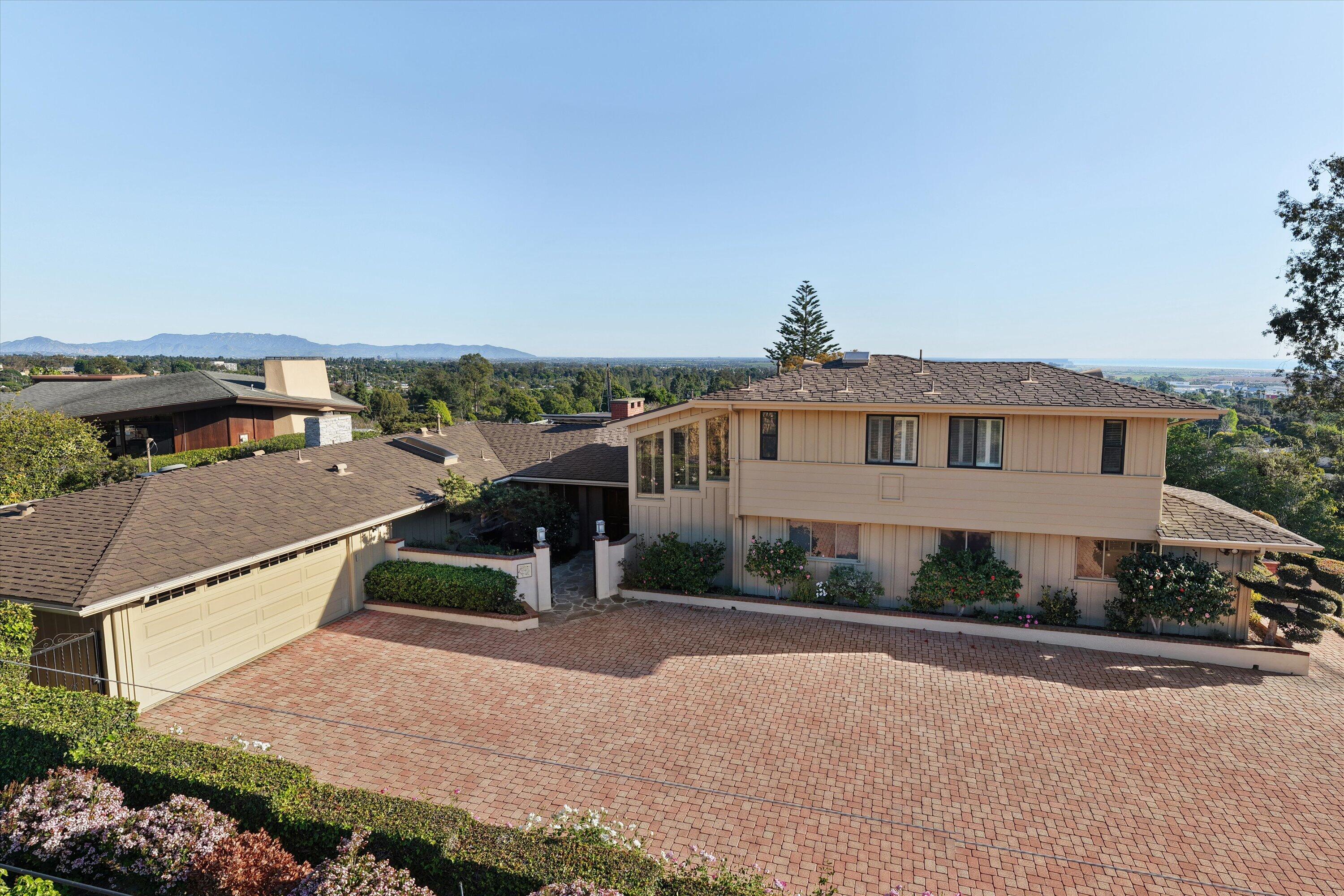 3940 Foothill Road Ventura, CA 93003 - Photo 39 of 49 Ample Parking