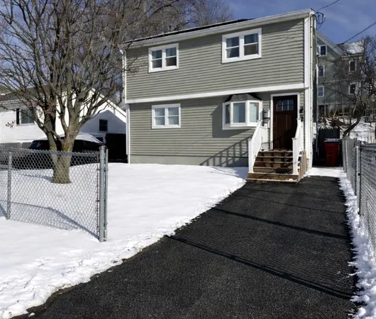 $680,000 | 254-256 Pleasant Street, Lowell, MA 01852