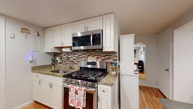 $649,900 | 254-256 Pleasant Street, Lowell, MA 01852