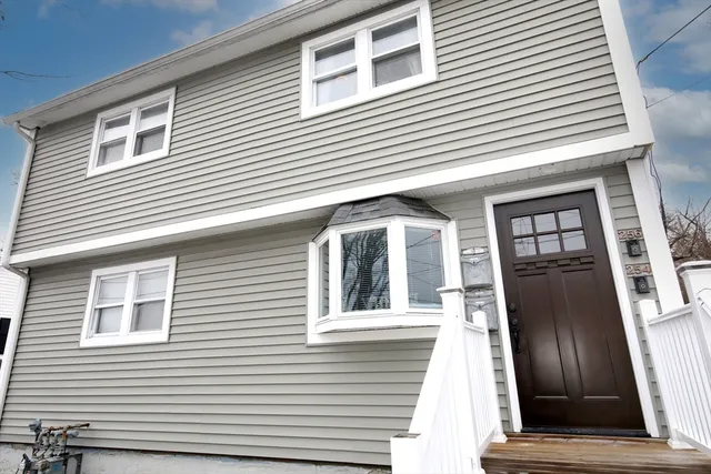 $649,900 | 254-256 Pleasant Street, Lowell, MA 01852