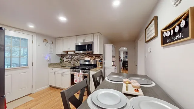 $649,900 | 254-256 Pleasant Street, Lowell, MA 01852