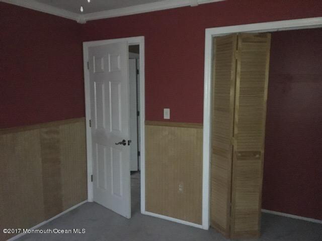 2 Swan Road Howell, NJ 07731 - Photo 12 of 22 unflagged_051