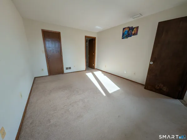 $2,300 | 17 Little Oak Lane, Unit 17, Rocky Hill, CT 06067