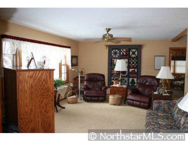 2601 48th Street Southwest Rochester, MN 55902 - Photo 4 of 10