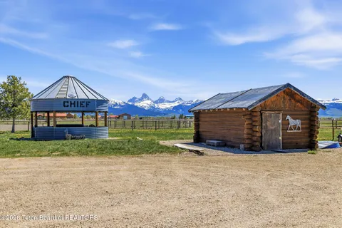 $975,000 | 1871 Fischer Lane, Tetonia, ID 83452