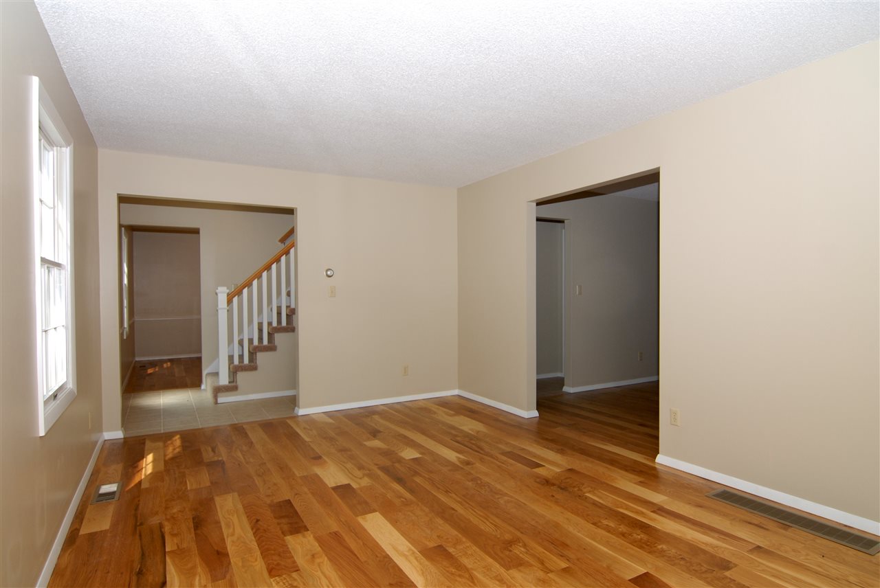 9734 Saratoga Road Fort Wayne, IN 46804 - Photo 14 of 36 Gallery Image 14