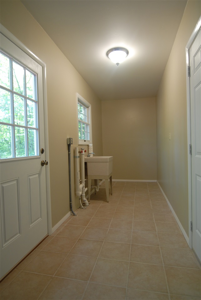 9734 Saratoga Road Fort Wayne, IN 46804 - Photo 17 of 36 Gallery Image 17
