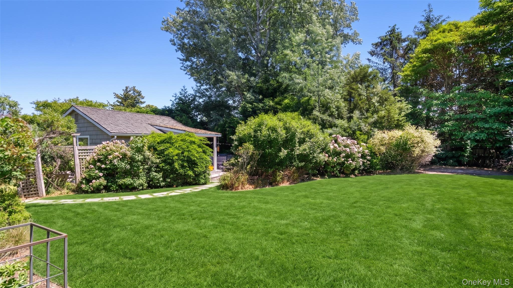 127 Inlet Road Hampton Bays, NY 11946 - Photo 22 of 24