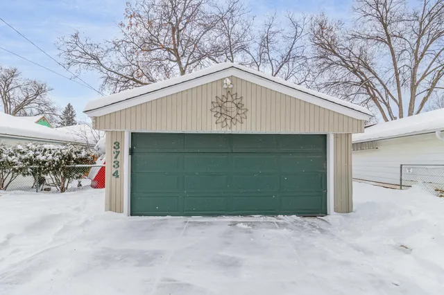 $249,500 | 3734 Perry Avenue North, Robbinsdale, MN 55422