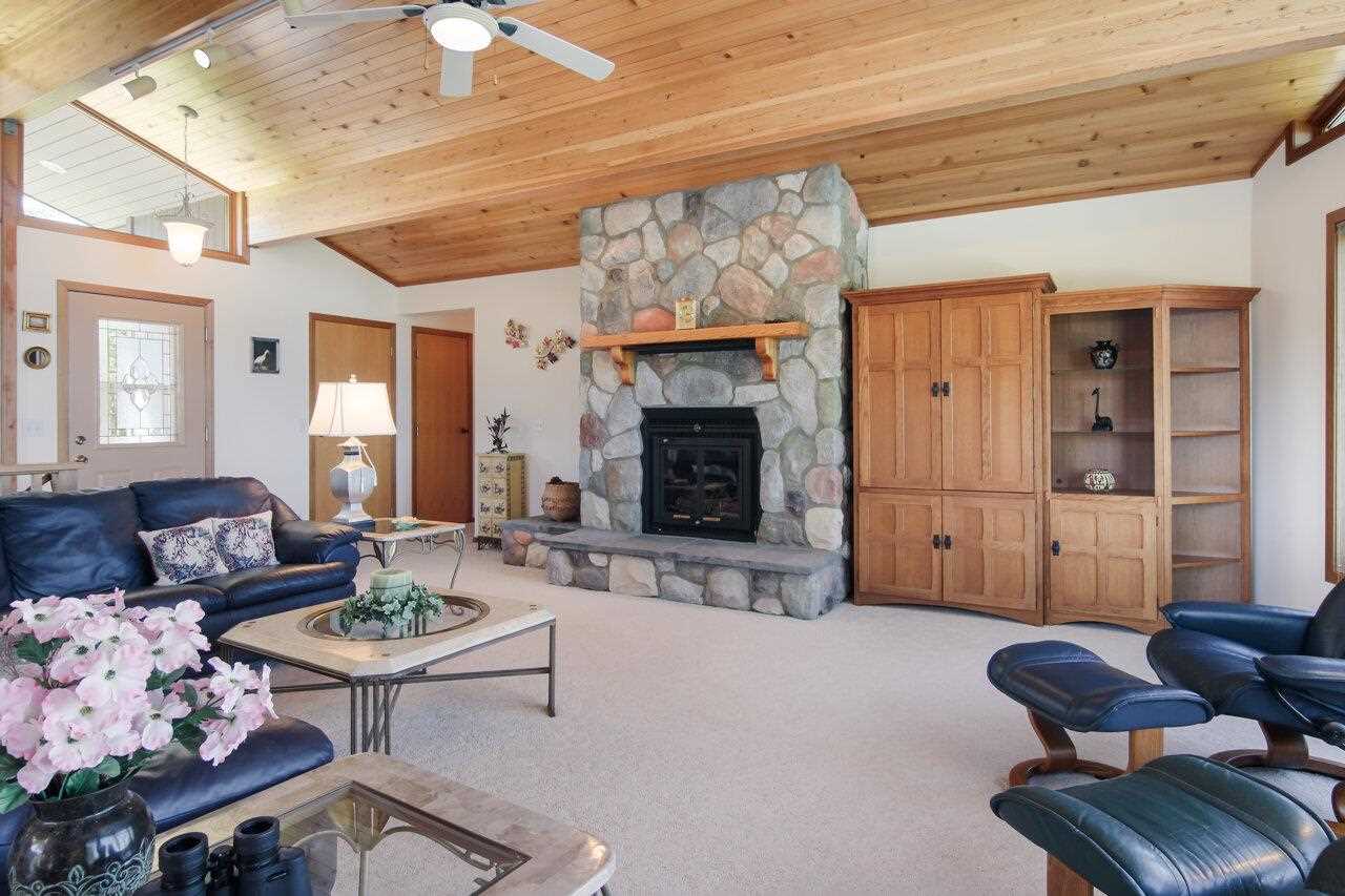 5580 East Kabat Road Cedar, MI 49621 - Photo 16 of 62 1889143-15.JPG