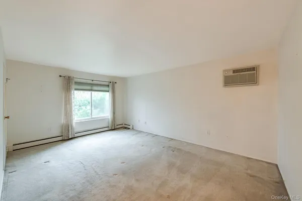 $189,900 | 3 Hook Road, Unit 15D, Poughkeepsie, NY 12601