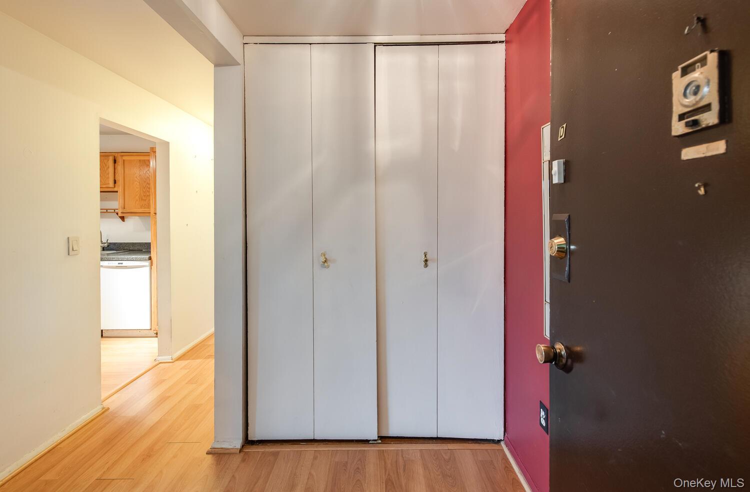 3 Hook Road, Unit 15D Poughkeepsie, NY 12601 - Photo 4 of 28