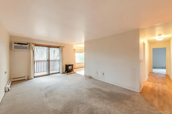 $189,900 | 3 Hook Road, Unit 15D, Poughkeepsie, NY 12601