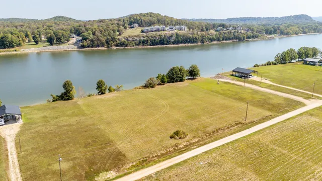 $64,000 | 0 Dancing Eagle Lane, Unit LOT 7, Clifton, TN 38425