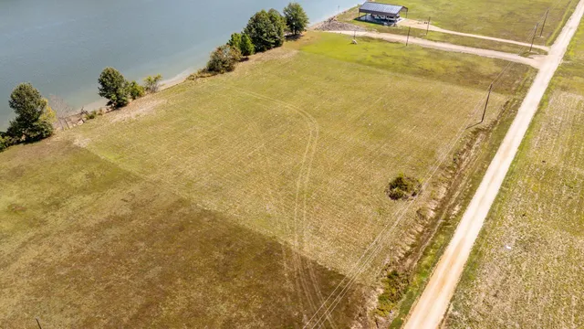 $64,000 | 0 Dancing Eagle Lane, Unit LOT 7, Clifton, TN 38425