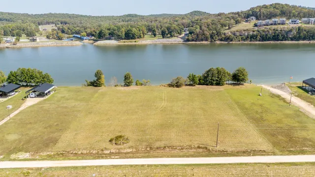 $64,000 | 0 Dancing Eagle Lane, Unit LOT 7, Clifton, TN 38425