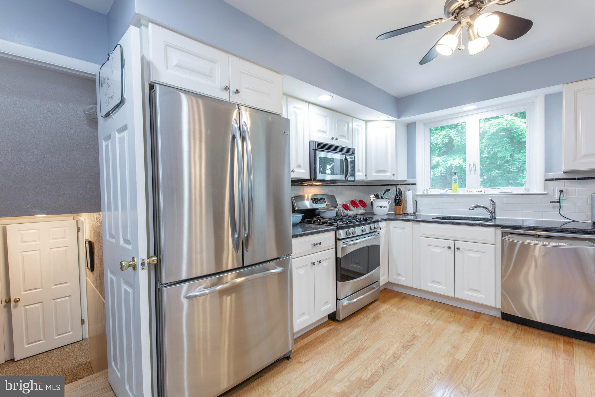 630 Crestwood Road Wayne, PA 19087 - Photo 14 of 41