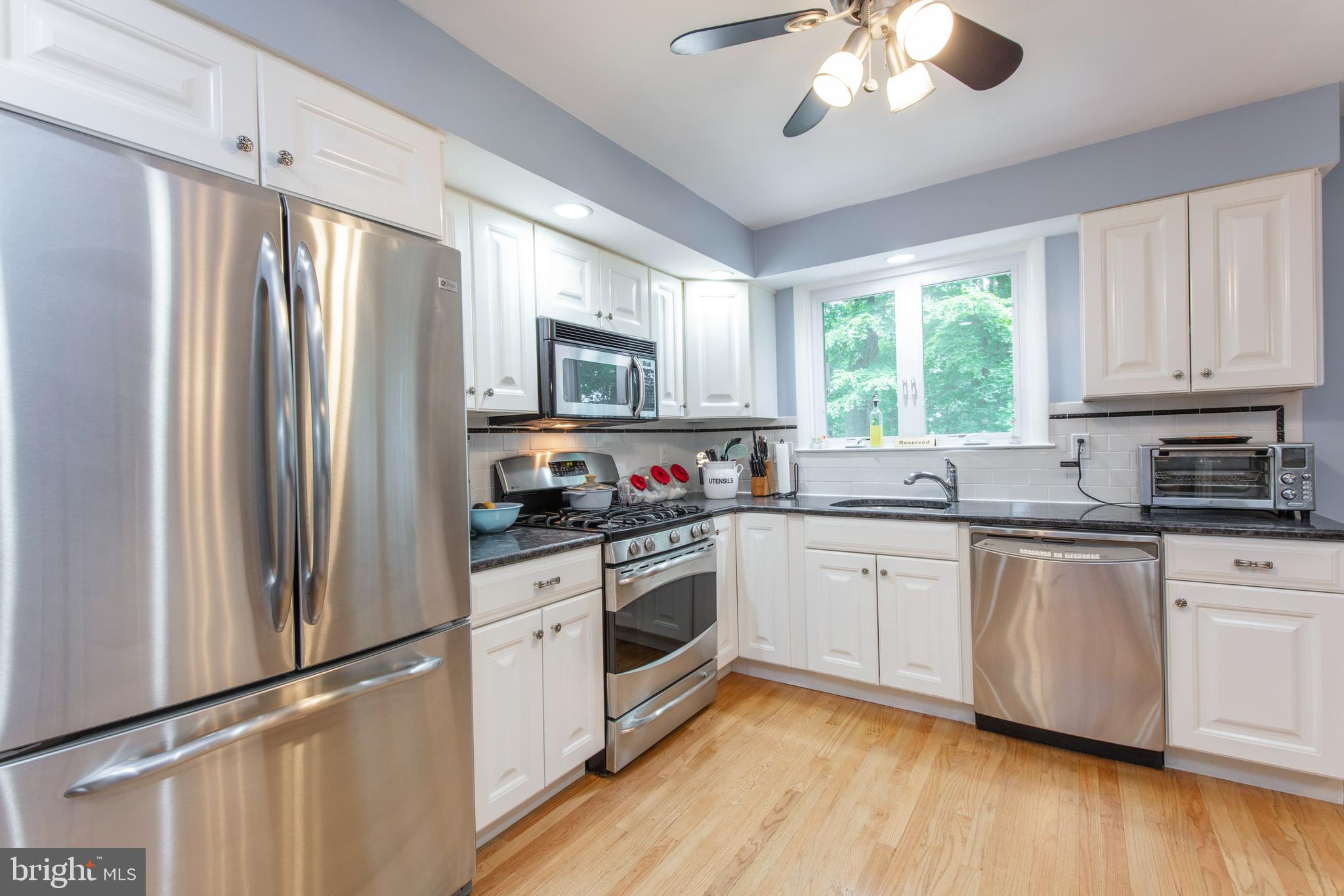 630 Crestwood Road Wayne, PA 19087 - Photo 15 of 41