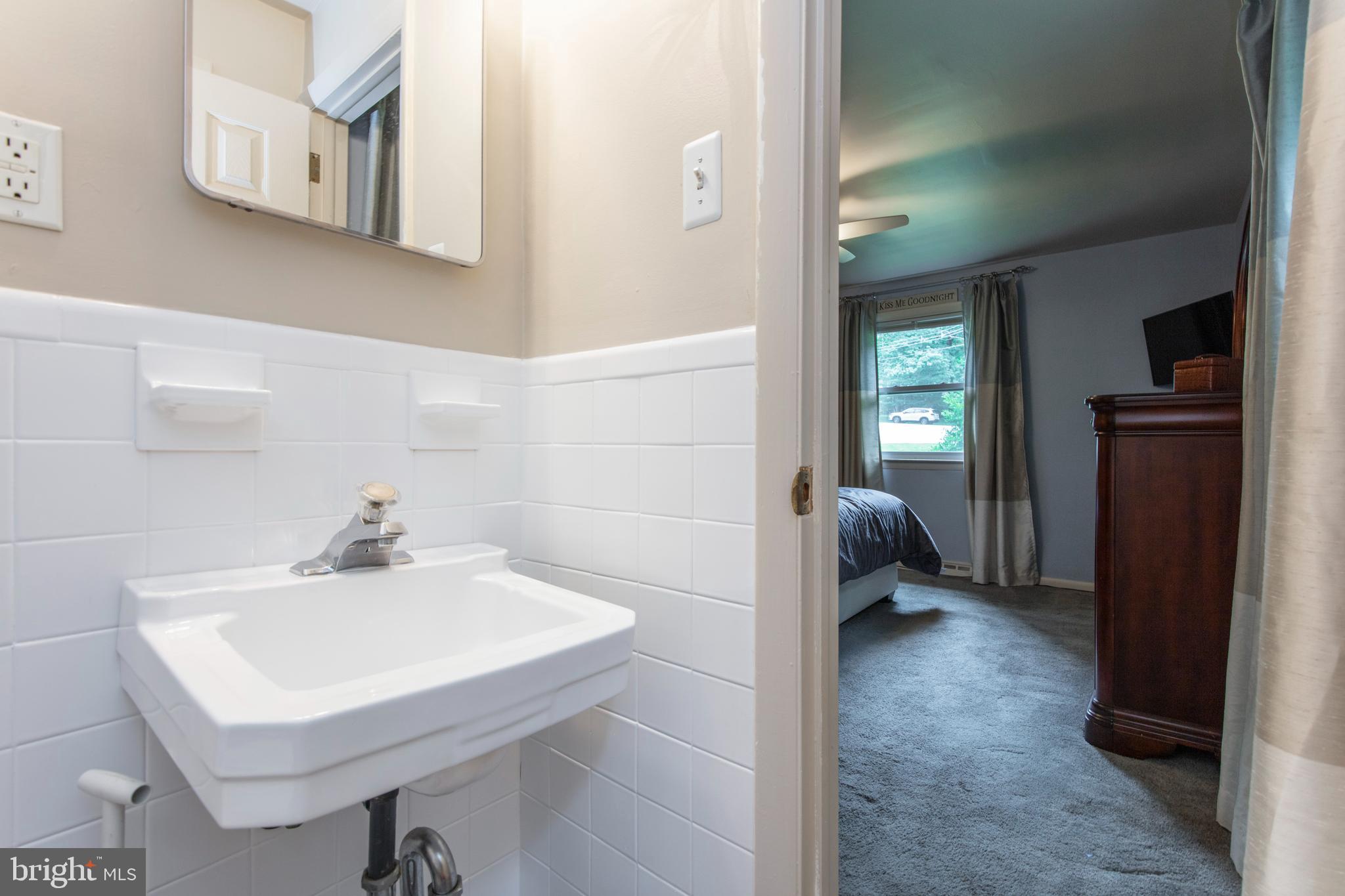 630 Crestwood Road Wayne, PA 19087 - Photo 26 of 41