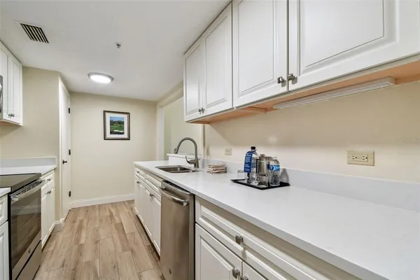 $404,900 | 36750 US Highway 19 North, Unit 6211, Palm Harbor, FL 34683