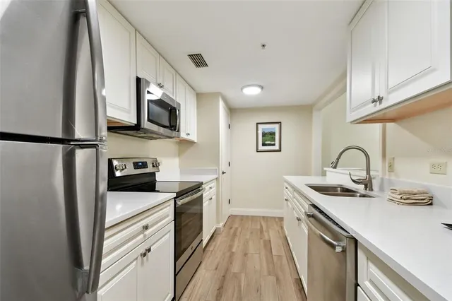 a close view of sink and tap