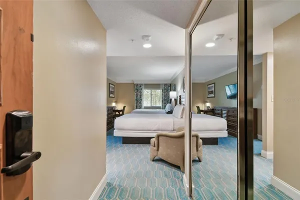 $404,900 | 36750 US Highway 19 North, Unit 6211, Palm Harbor, FL 34683